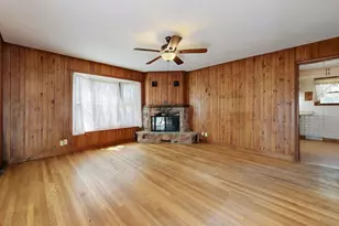 506 Park Ct, Fox River Grove, IL 60021 - Photo 2