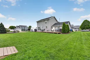 300 Arrowhead Dr, Minooka, IL 60447 - Photo 30