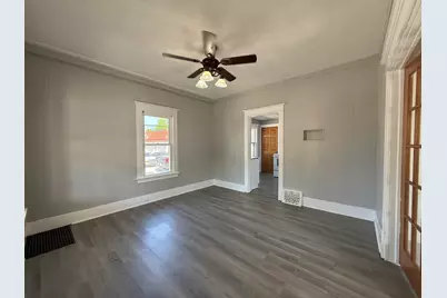 4315 4th Avenue, Moline, IL 61265 - Photo 2