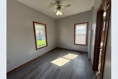 4315 4th Avenue, Moline, IL 61265 - Photo 8