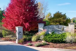20 Keller Ln, Oak Brook, IL 60523 - Photo 4