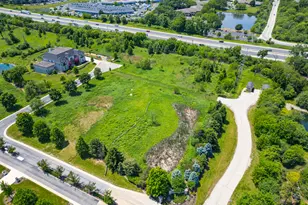 20 Keller Ln, Oak Brook, IL 60523 - Photo 2