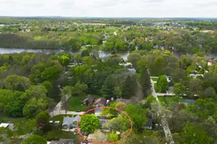 6N051 Oakwood Dr, Saint Charles, IL 60174 - Photo 8