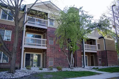 104 Glengarry Drive #105, Bloomingdale, IL 60108 - Photo 1