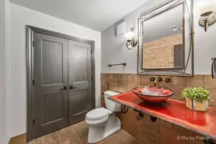 360 W Illinois St, Chicago, IL 60654 - Photo 16