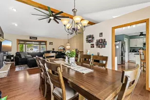 1011 Ridgewood Ave, McHenry, IL 60050 - Photo 8