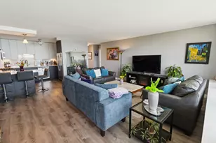 400 E Randolph St, Chicago, IL 60601 - Photo 8