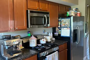 511 East Ave, Streamwood, IL 60107 - Photo 8