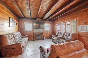 8045 Northway Dr, Hanover Park, IL 60133 - Photo 6