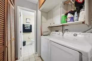 8045 Northway Dr, Hanover Park, IL 60133 - Photo 14