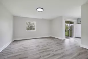 117 Gant Cir, Streamwood, IL 60107 - Photo 10