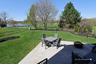 716 S Winchester Dr, Round Lake, IL 60073 - Photo 26