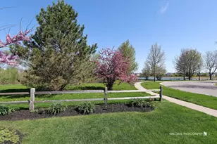 716 S Winchester Dr, Round Lake, IL 60073 - Photo 30
