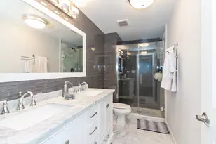 17W764 Lowell Ln, Villa Park, IL 60181 - Photo 12