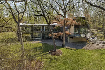 431 Maplewood Drive, Barrington, IL 60010 - Photo 1