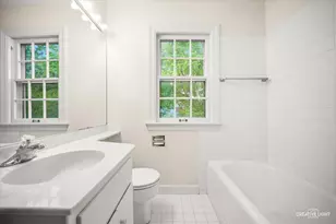 1106 N Washington St, Wheaton, IL 60187 - Photo 10
