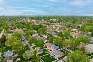 236 S Lincoln St, Westmont, IL 60559 - Photo 8