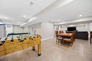 236 S Lincoln St, Westmont, IL 60559 - Photo 40