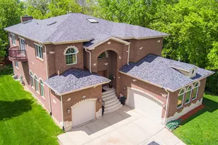 4 Dani Ln, Schaumburg, IL 60173 - Photo 2