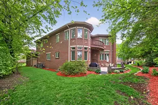 4 Dani Ln, Schaumburg, IL 60173 - Photo 94