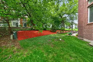 4 Dani Ln, Schaumburg, IL 60173 - Photo 98