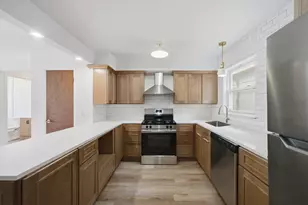 7709 W Marwood Ave, Elmwood Park, IL 60707 - Photo 2