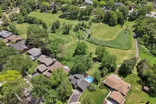 2929 Northcreek Dr, Woodridge, IL 60517 - Photo 38