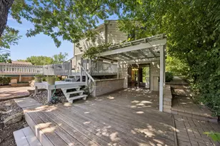 2929 Northcreek Dr, Woodridge, IL 60517 - Photo 30