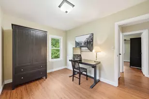 1020 Woodland Ave, Batavia, IL 60510 - Photo 12