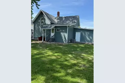 209 E Farnham Street, Sheffield, IL 61361 - Photo 2