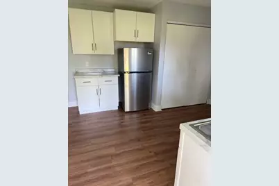 209 E Farnham Street, Sheffield, IL 61361 - Photo 6