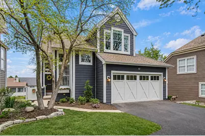 807 Viewpointe Drive, Saint Charles, IL 60174 - Photo 1