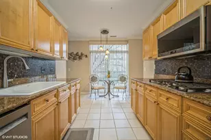 820 Weidner Rd, Buffalo Grove, IL 60089 - Photo 8