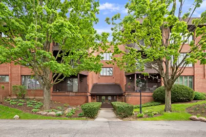 75 Boardwalk Place #203, Park Ridge, IL 60068 - Photo 1