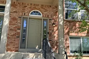 1513 Bristol Ln, Wood Dale, IL 60191 - Photo 2