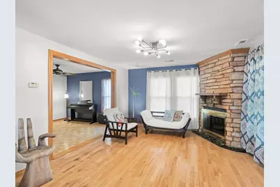 946 Burton Avenue, Highland Park, IL 60035 - Photo 2