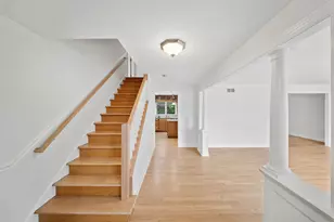 925 Lancaster Ave, Downers Grove, IL 60516 - Photo 8