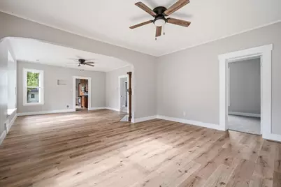 306 E Oak Street, Fairbury, IL 61739 - Photo 6