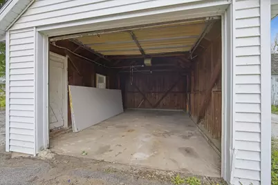 306 E Oak Street, Fairbury, IL 61739 - Photo 42