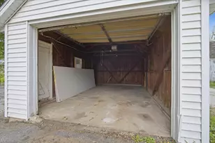 306 E Oak St, Fairbury, IL 61739 - Photo 42