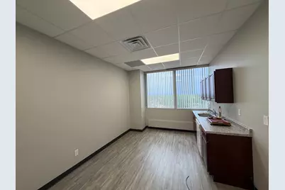 100 E Kimberly Road #700, Davenport, IA 52806 - Photo 22