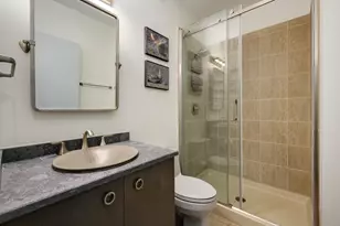 501 N Clinton St, Chicago, IL 60654 - Photo 34