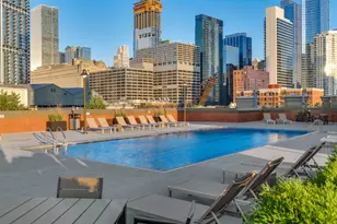 501 N Clinton St, Chicago, IL 60654 - Photo 48