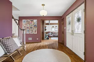 8692 Flint Ln, Orland Park, IL 60462 - Photo 4