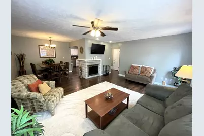 1608 Chevy Chase Drive, Champaign, IL 61821 - Photo 6