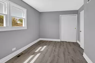 28W502 Leverenz Rd, Naperville, IL 60564 - Photo 16