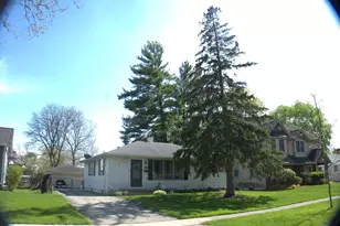 2807 Starling Ln, Rolling Meadows, IL 60008 - Photo 2
