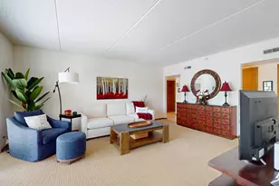 201 N Vail Ave, Arlington Heights, IL 60004 - Photo 4