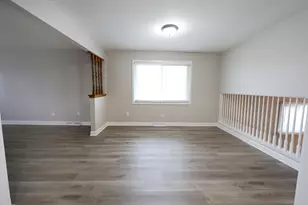 11050 Parkside Ave, Chicago Ridge, IL 60415 - Photo 10
