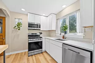 3311 Sunnyside Ave, Brookfield, IL 60513 - Photo 8